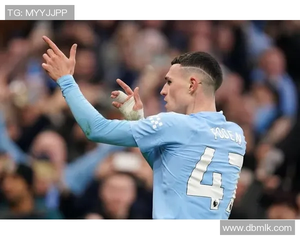 福登在绿茵场上的崛起与挑战：年轻天才如何引领球队走向辉煌