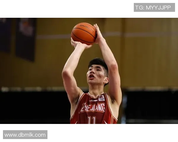 余嘉豪的成长之路与篮球梦想如何激励年轻一代追求卓越与坚持不懈