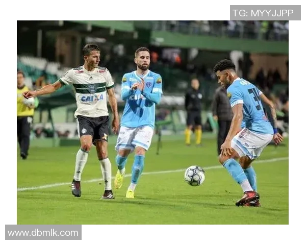 巴西国际主场迎战派桑杜期待精彩对决与激烈竞争 巴西国际主场迎战派桑杜期待精彩对决与激烈竞争