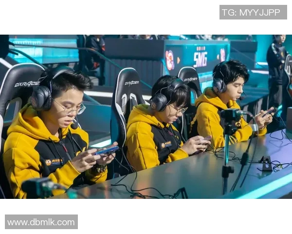 热议和平精英RNG战队意识转变引发电竞圈广泛关注与讨论